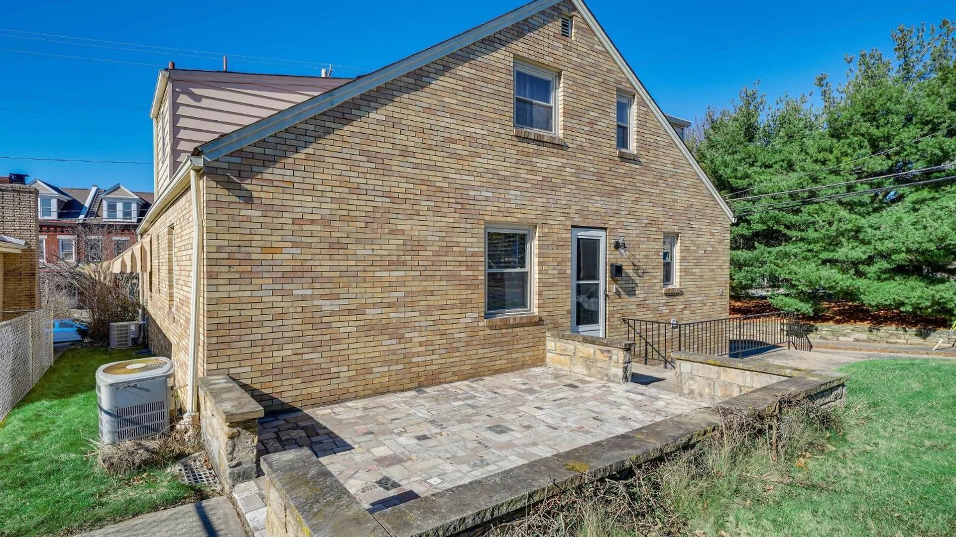 Spacious Pittsburgh Getaway About 2 Mi To Downtown! 0*,  Estados Unidos da América